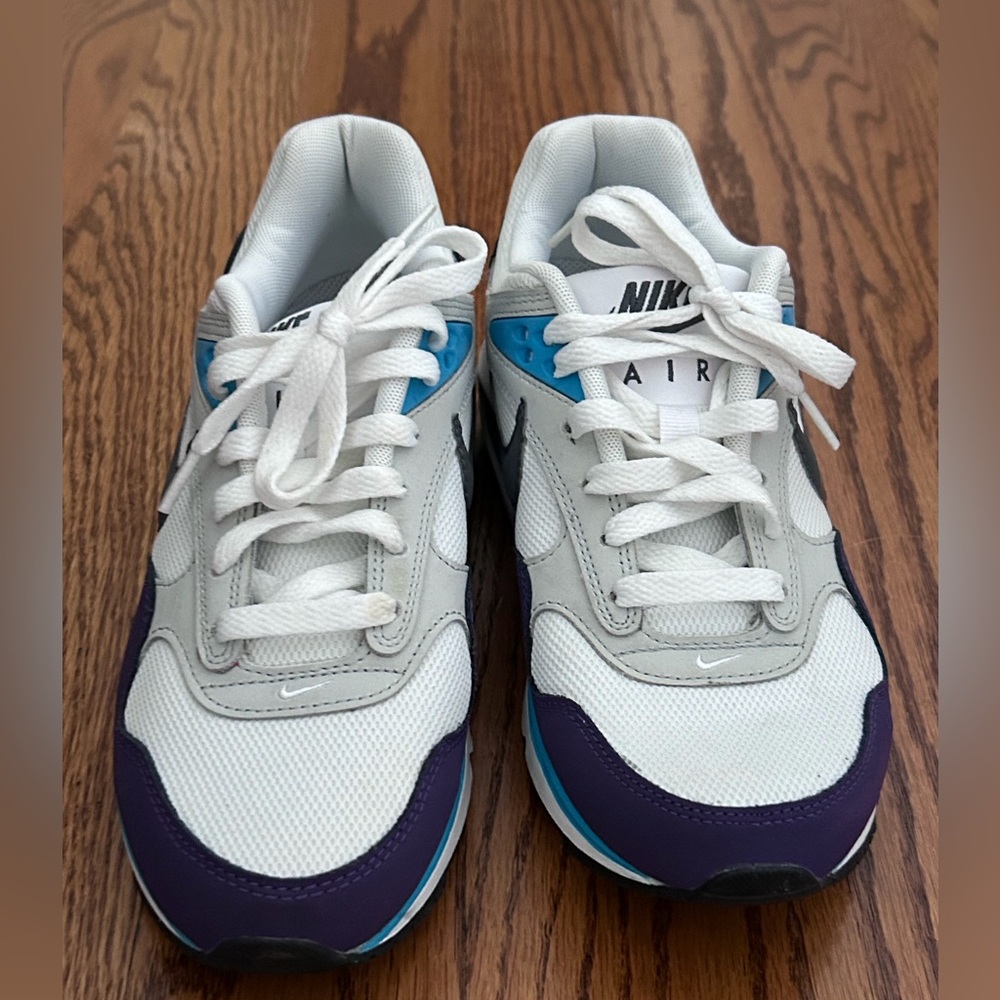 Nike Air women size 8 - Picture 2 of 4